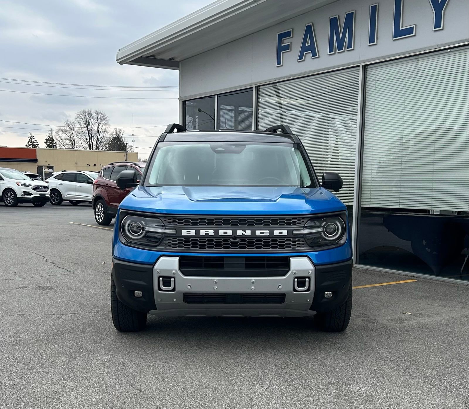 Used 2025 Ford Bronco Sport Badlands w/ Badlands Tech Package image 2