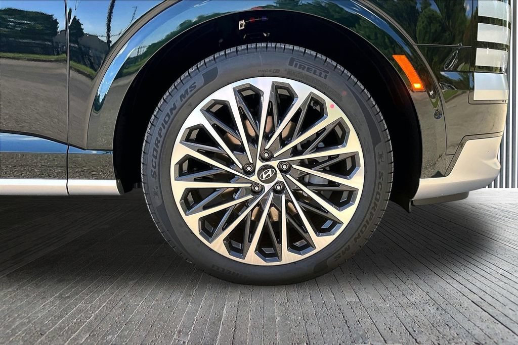 New 2026 Hyundai Palisade Calligraphy AWD/4WD image 13