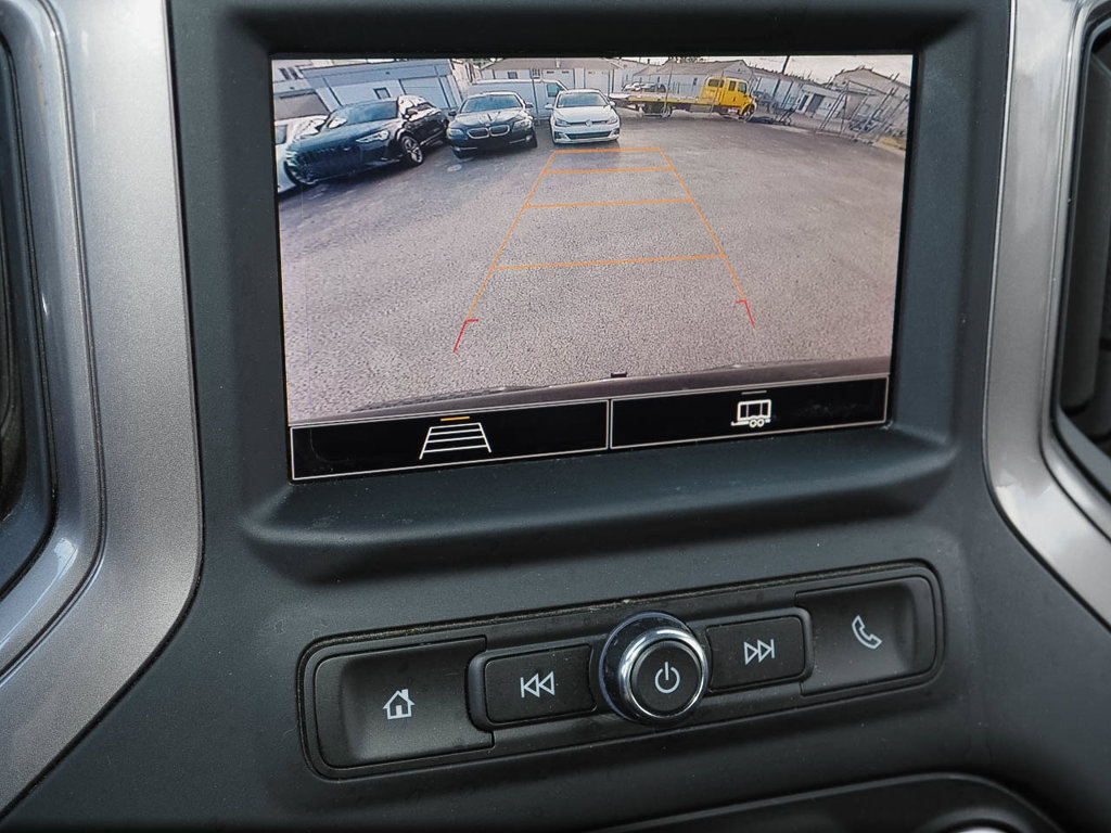 Used 2023 Chevrolet Silverado 1500 Custom AWD/4WD image 12