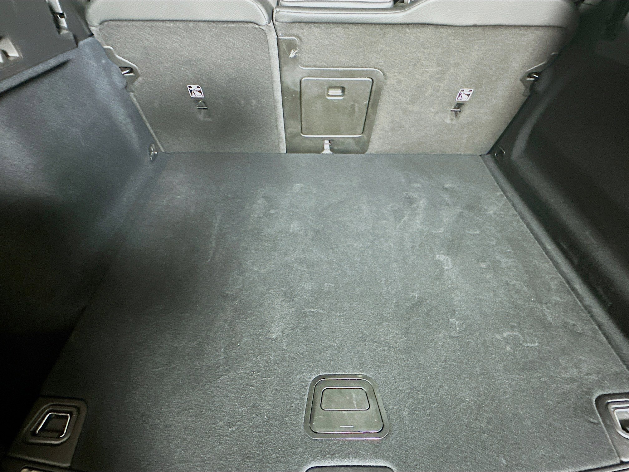 Used 2025 Volvo XC60 B5 Plus image 29