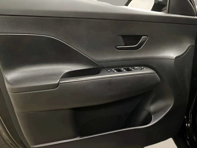 Used 2026 Hyundai Kona SE FWD image 27