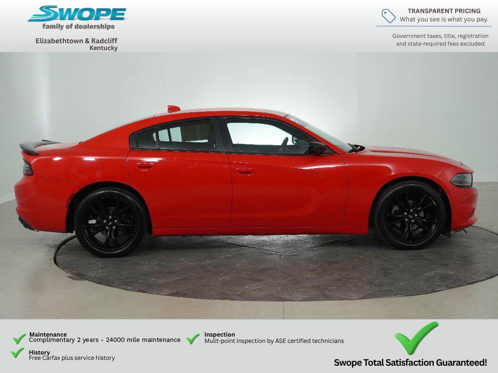 Used 2018 Dodge Charger SXT Plus w/ Blacktop Package RWD image 3
