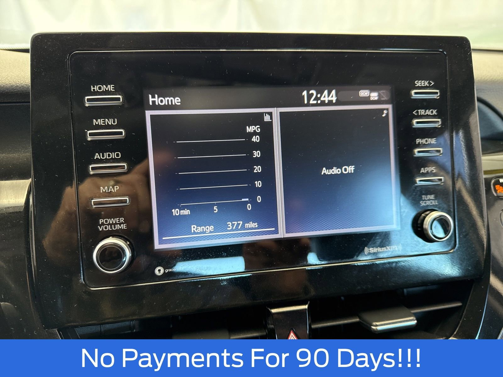 Used 2023 Toyota Camry SE image 17