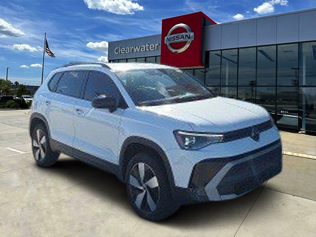 Used 2025 Volkswagen Taos S image 1