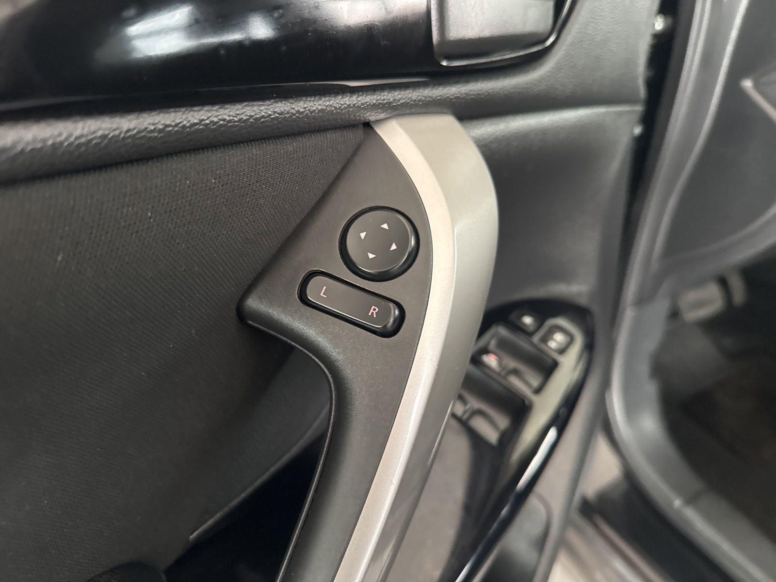 Used 2024 Mitsubishi Eclipse Cross LE image 18