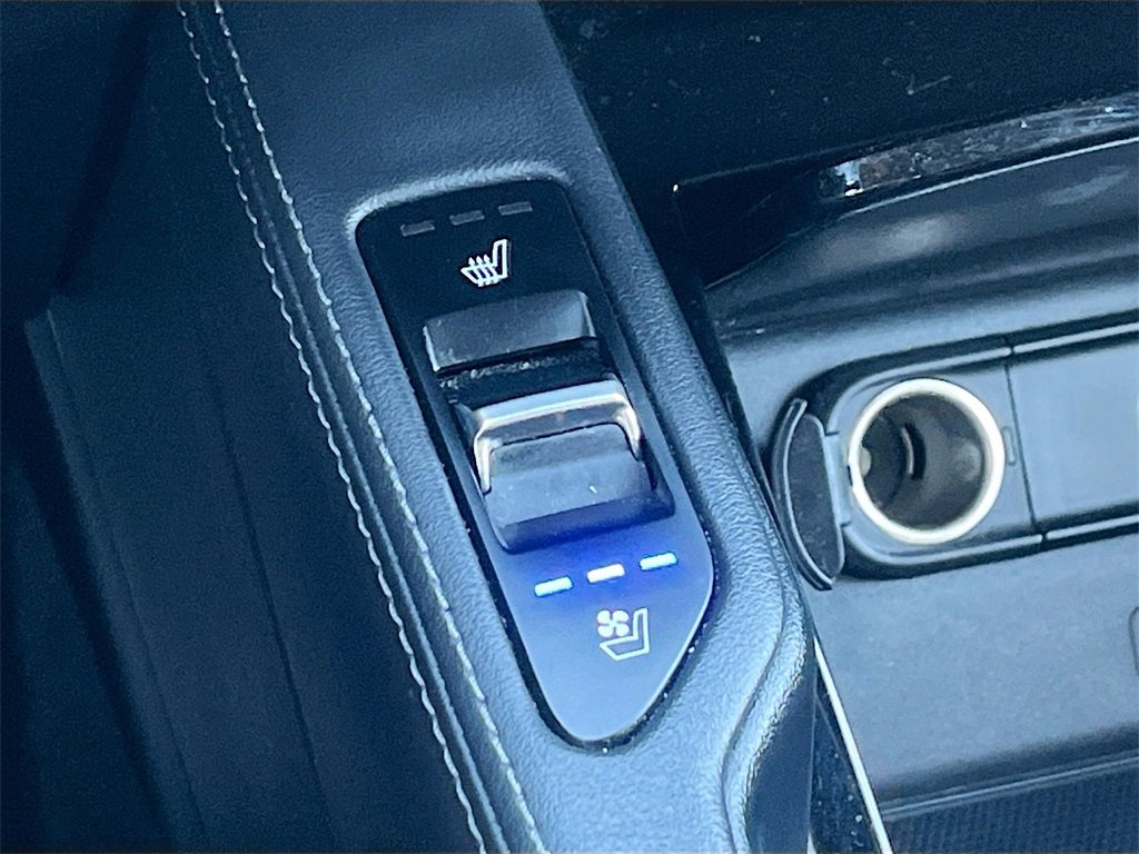 Used 2022 Kia Telluride SX w/ SX Prestige Package image 21