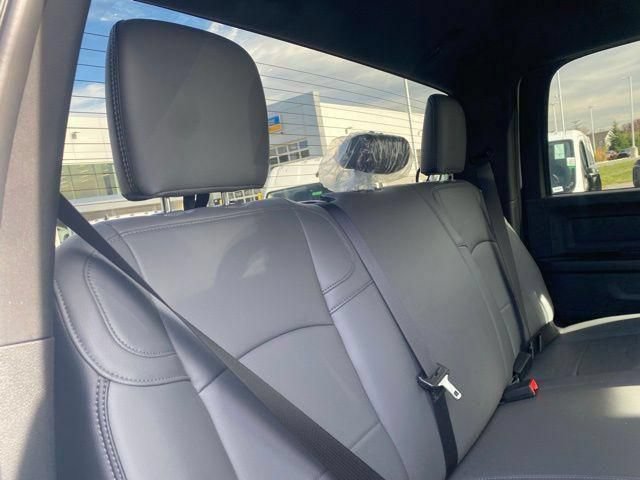 New 2026 RAM 5500 Tradesman w/ Chrome Appearance Group AWD/4WD image 28