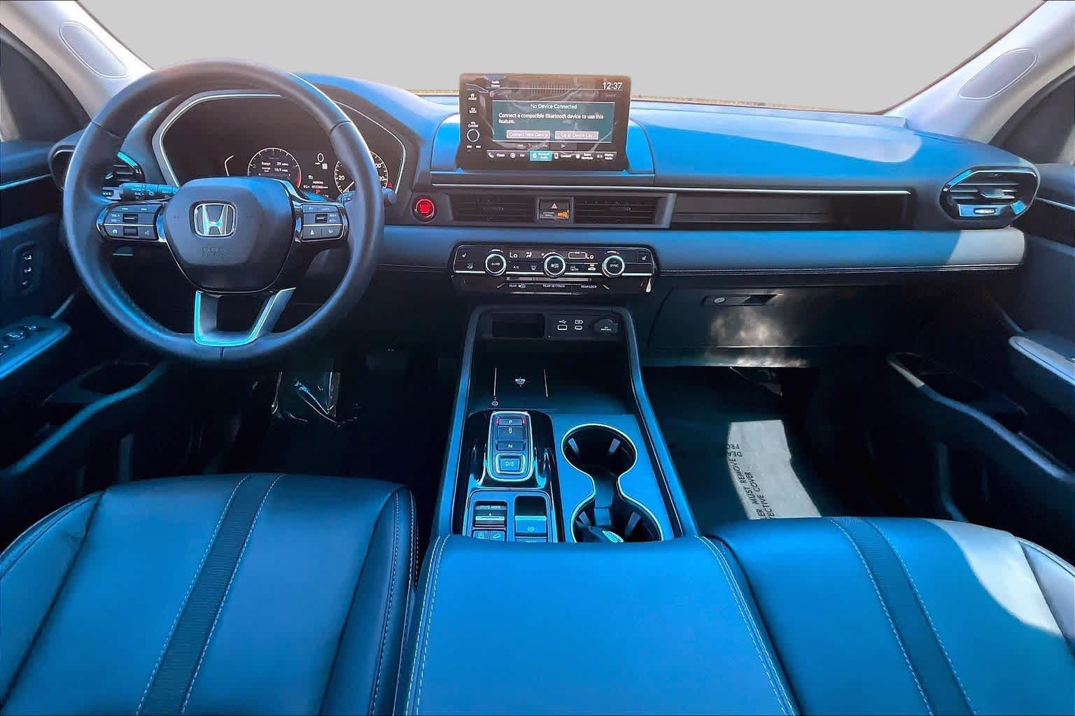 Used 2025 Honda Pilot EX-L image 16