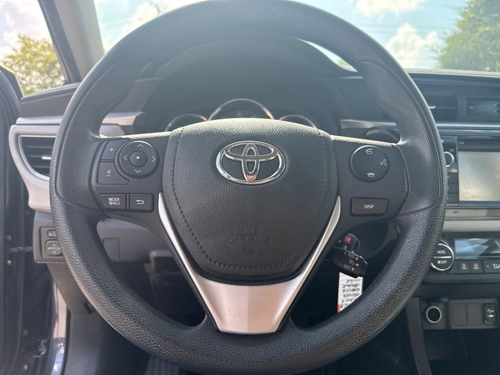 Used 2016 Toyota Corolla LE FWD image 7