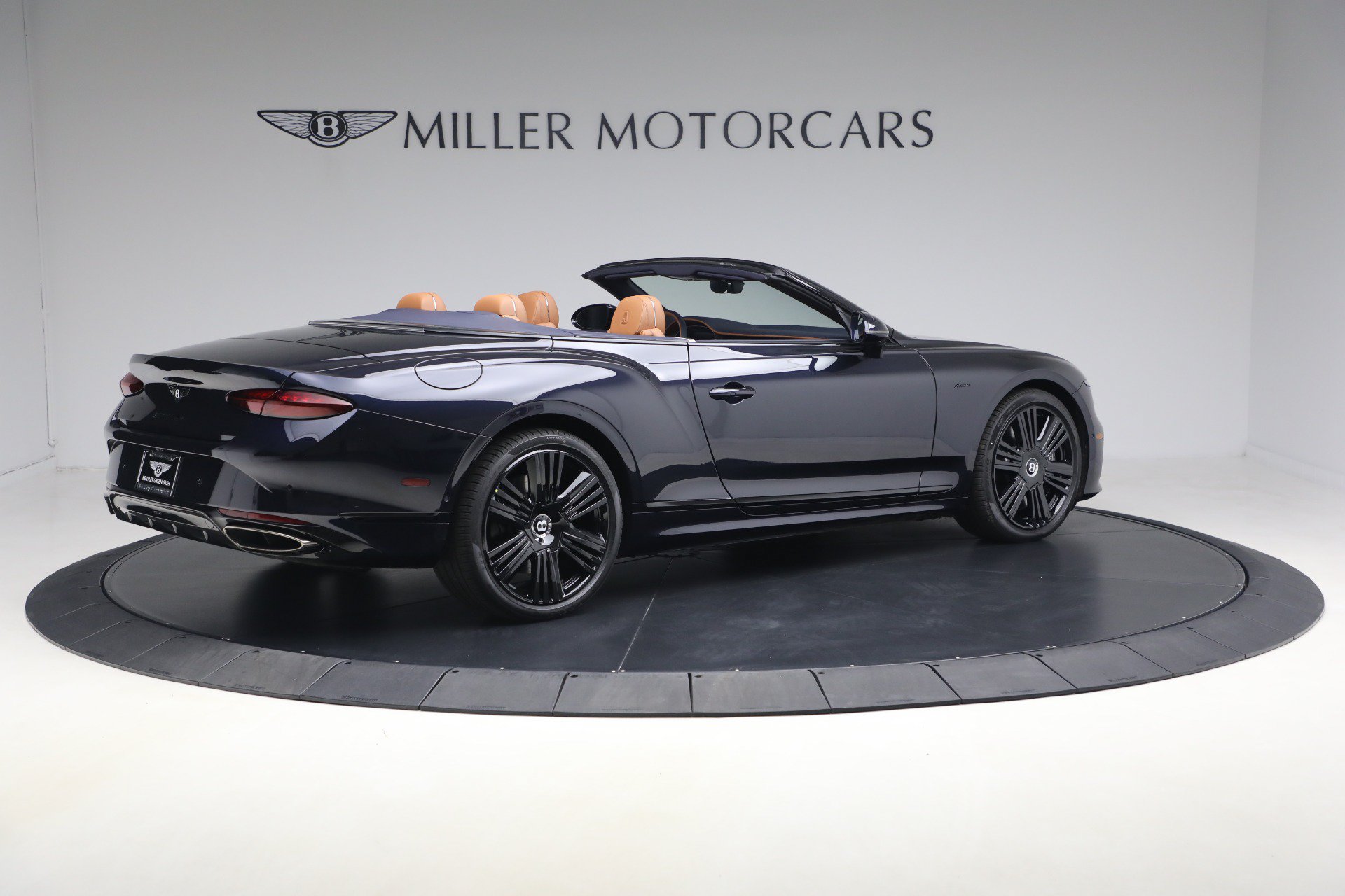 New 2026 Bentley Continental GT Azure AWD/4WD image 8