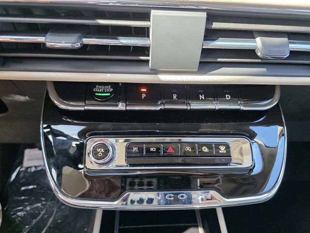 New 2026 Lincoln Corsair Premiere image 10