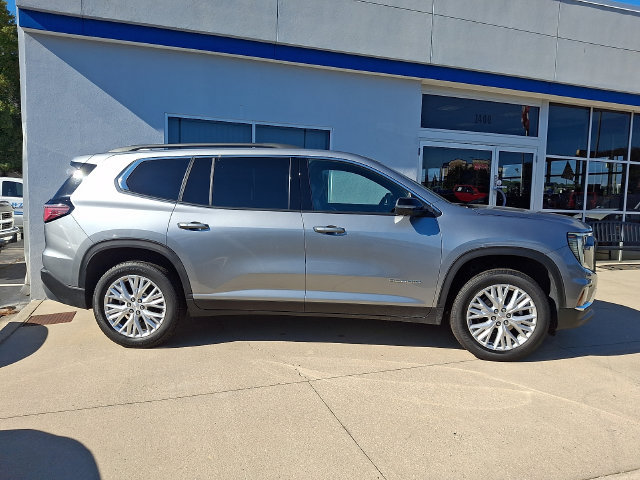 Used 2026 GMC Acadia Elevation w/ Elevation Premium Package FWD image 7