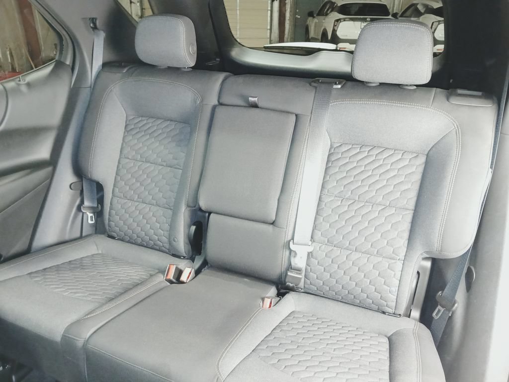 Used 2020 Chevrolet Equinox LT AWD/4WD image 14