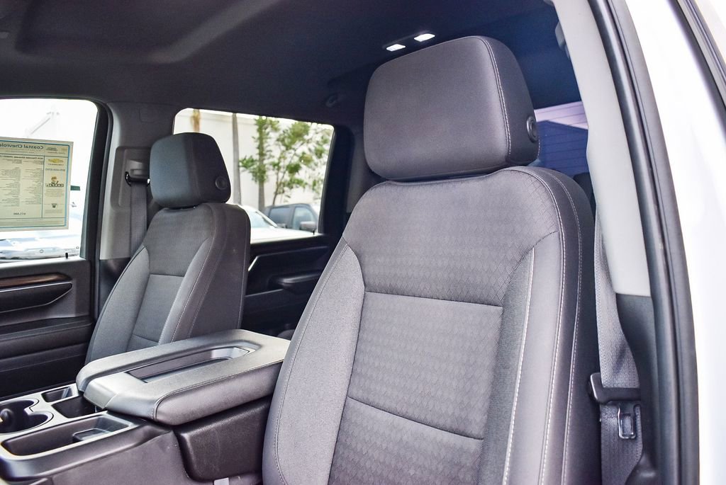 Used 2024 Chevrolet Silverado 2500 LT image 24