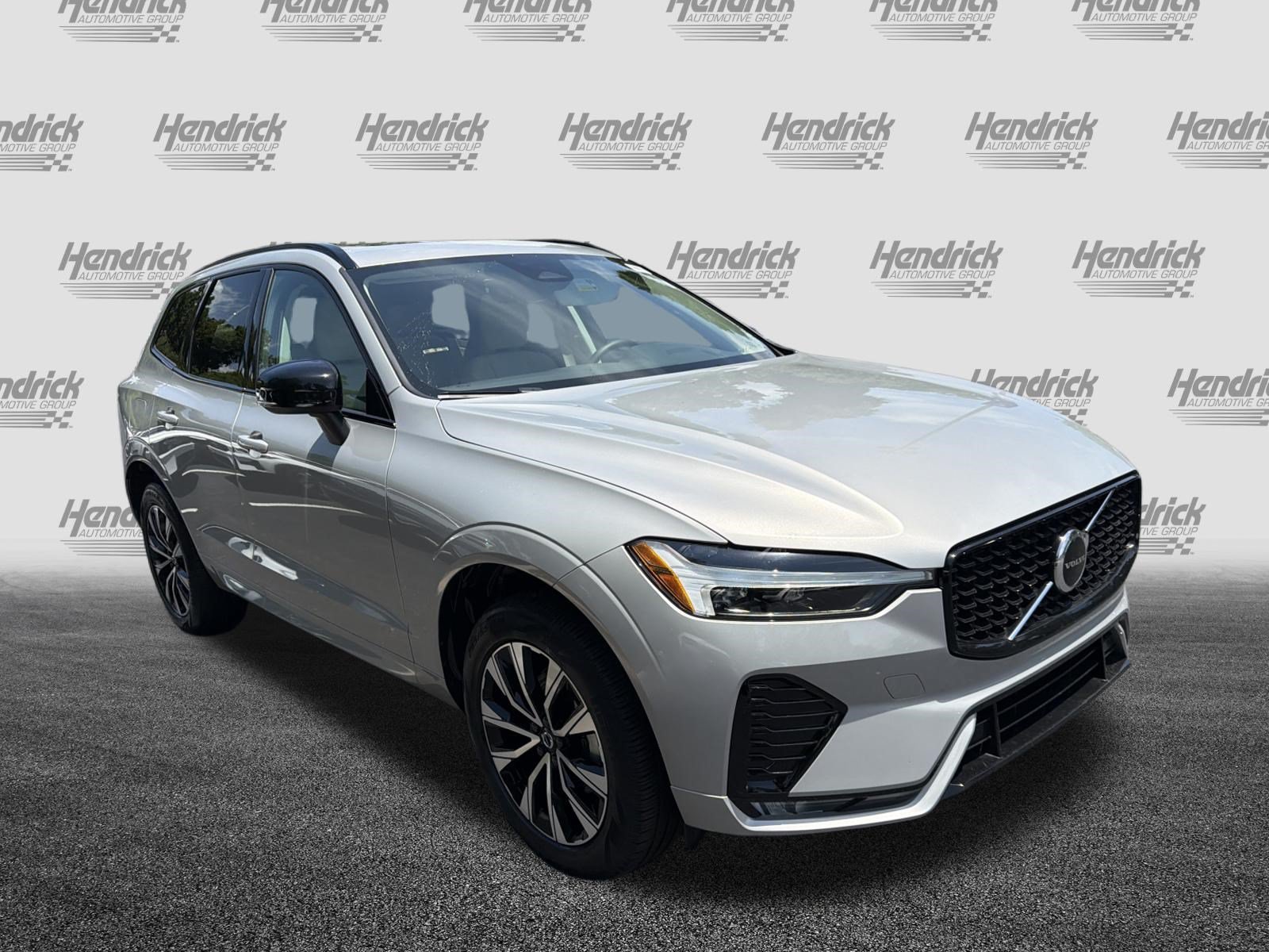 Certified 2024 Volvo XC60 B5 Core w/ Protection Package Premier AWD/4WD image 2