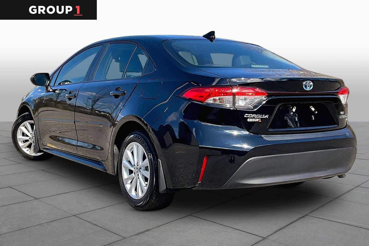 Used 2023 Toyota Corolla LE w/ LE Convenience Package image 12
