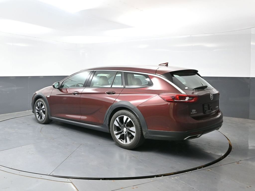 Used 2018 Buick Regal Preferred w/ Sights and Sounds Package AWD/4WD image 12