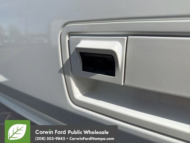 Used 2015 Nissan Armada Platinum w/ 2nd Row Captain Seat Package image 11