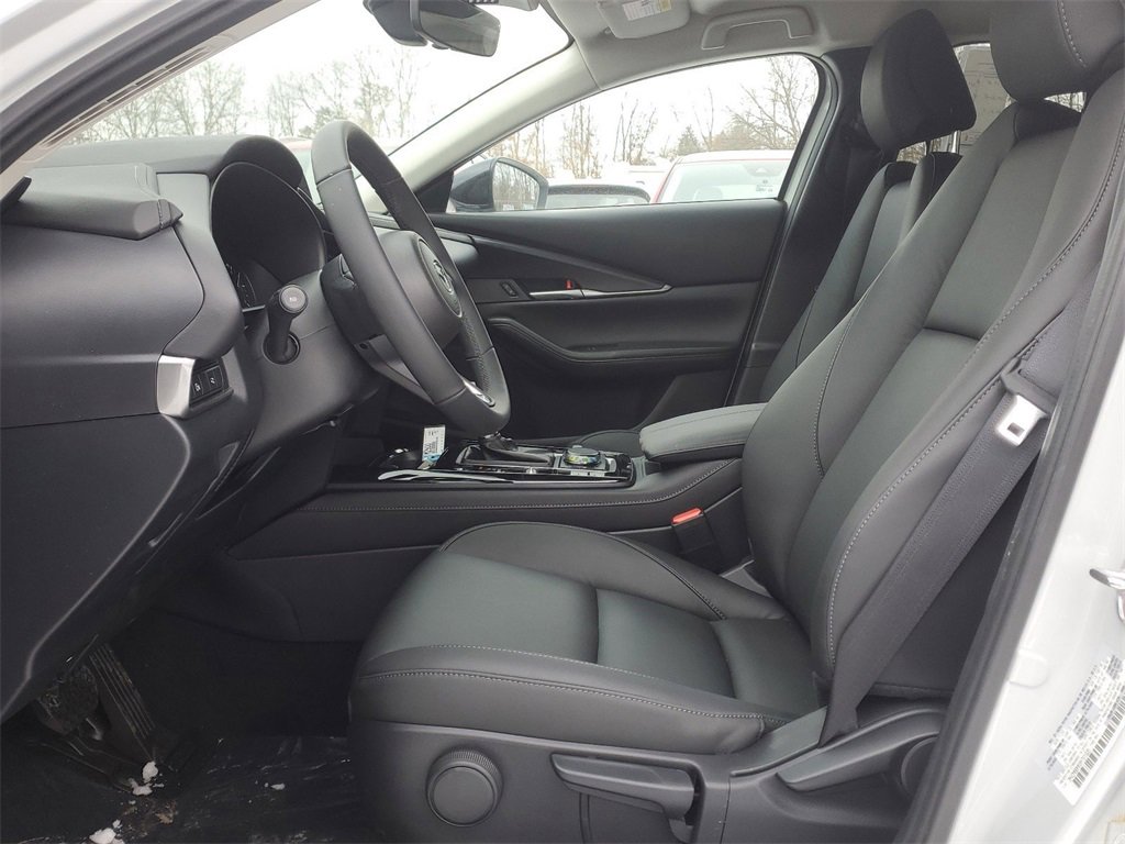 New 2025 MAZDA CX-30 AWD 2.5 S w/ Select Sport Pkg image 13