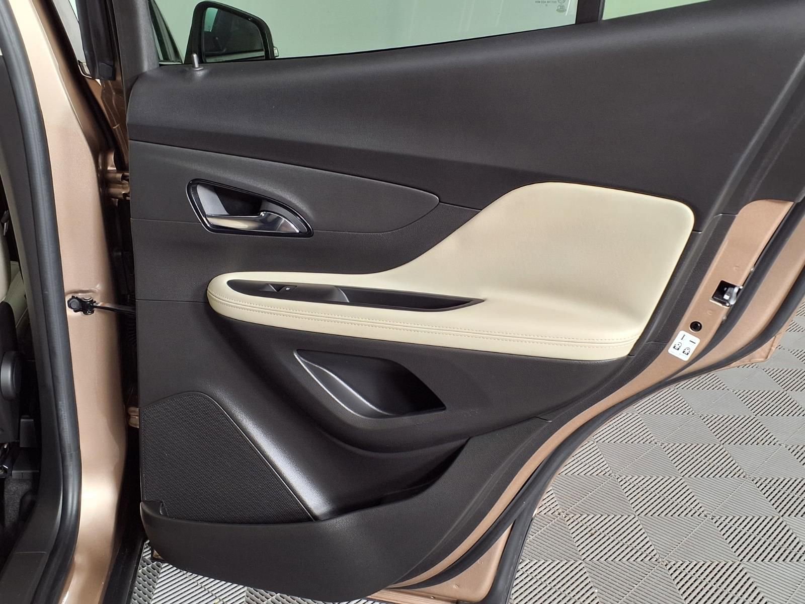 Used 2018 Buick Encore Premium FWD image 10