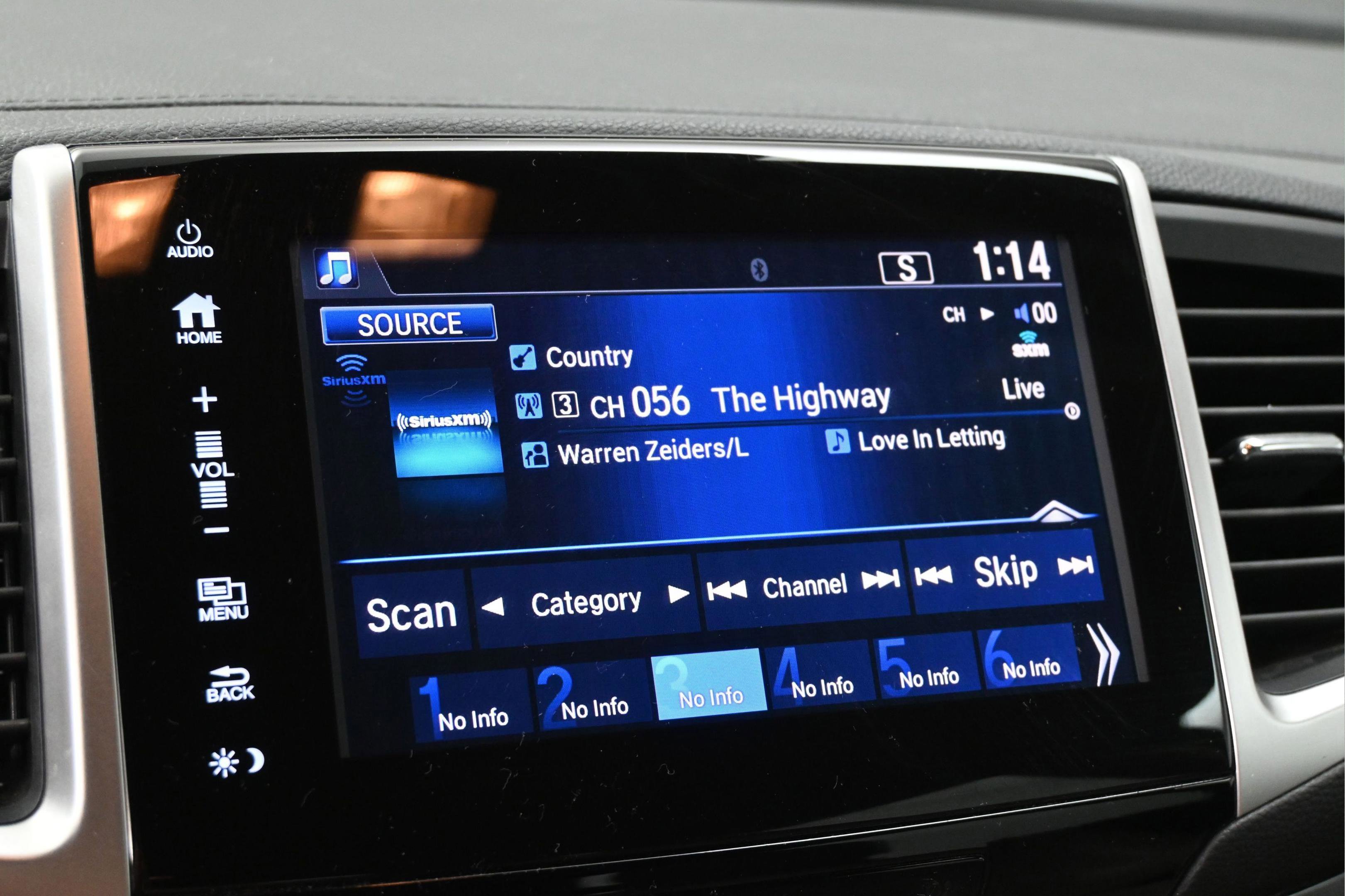 Used 2017 Honda Pilot EX-L image 28