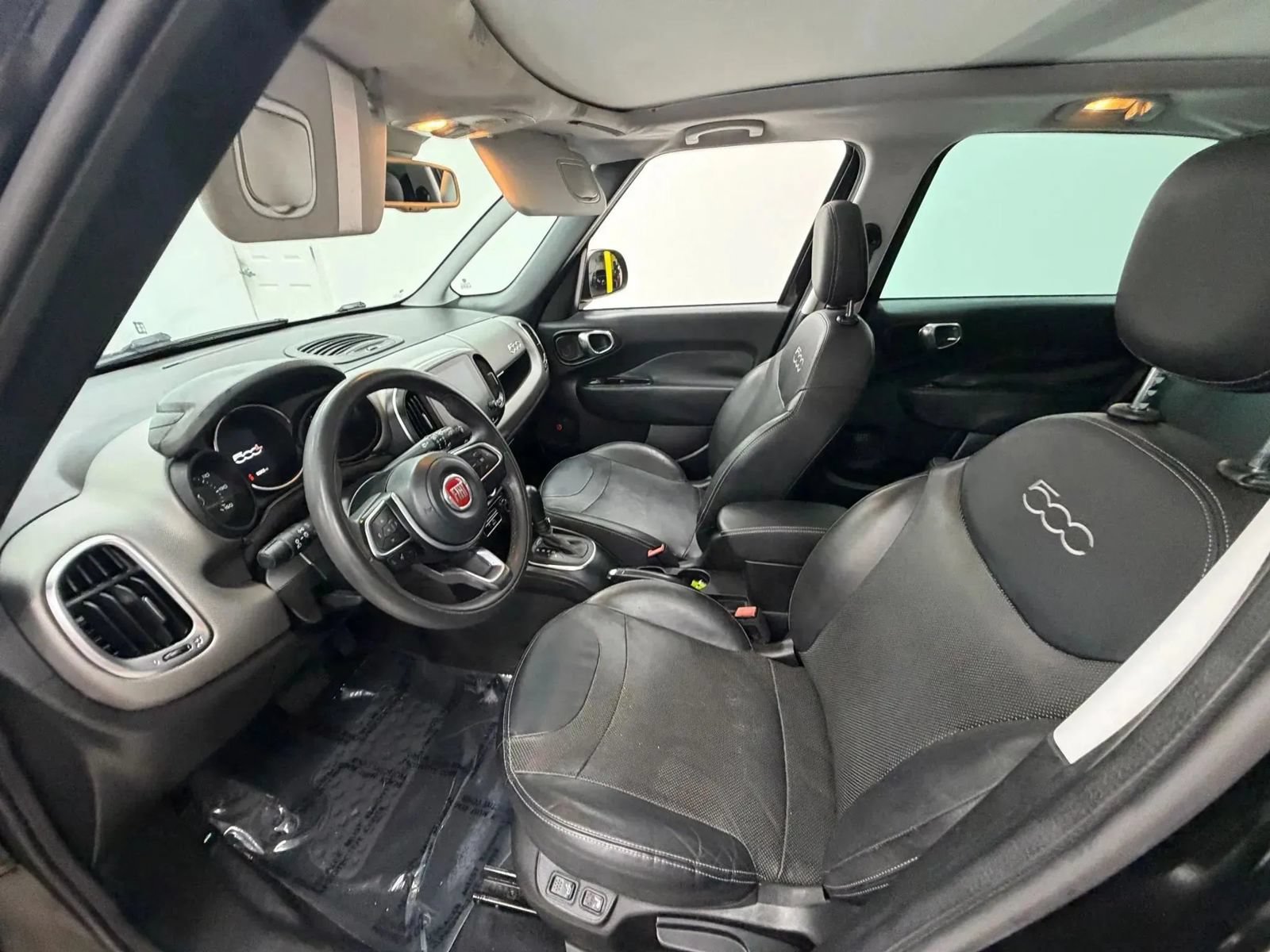 Used 2018 FIAT 500L Lounge FWD image 14