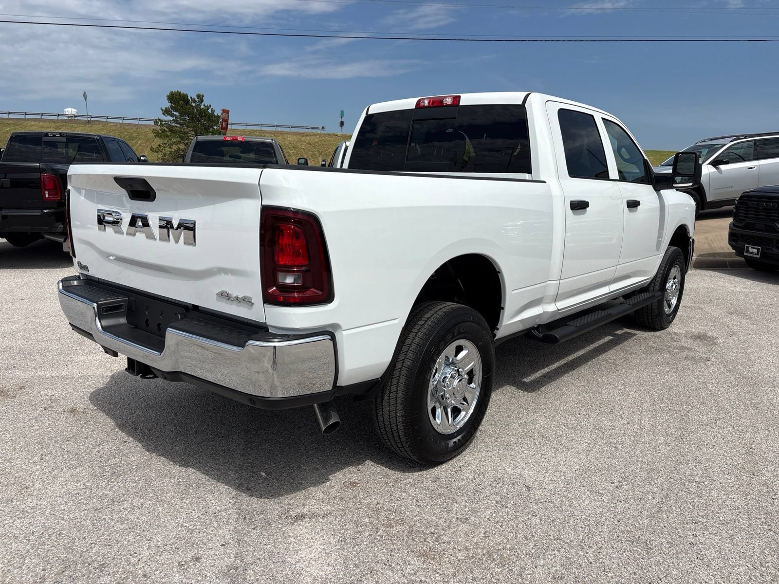 New 2026 RAM 2500 Tradesman AWD/4WD image 6