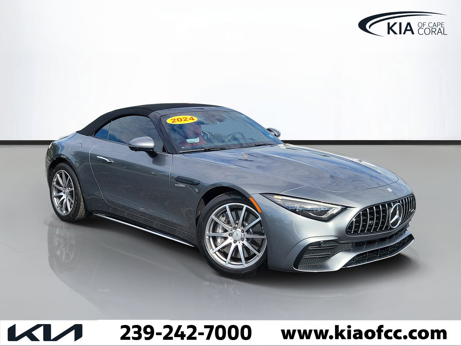 Used 2024 Mercedes-Benz SL 43 AMG image 1