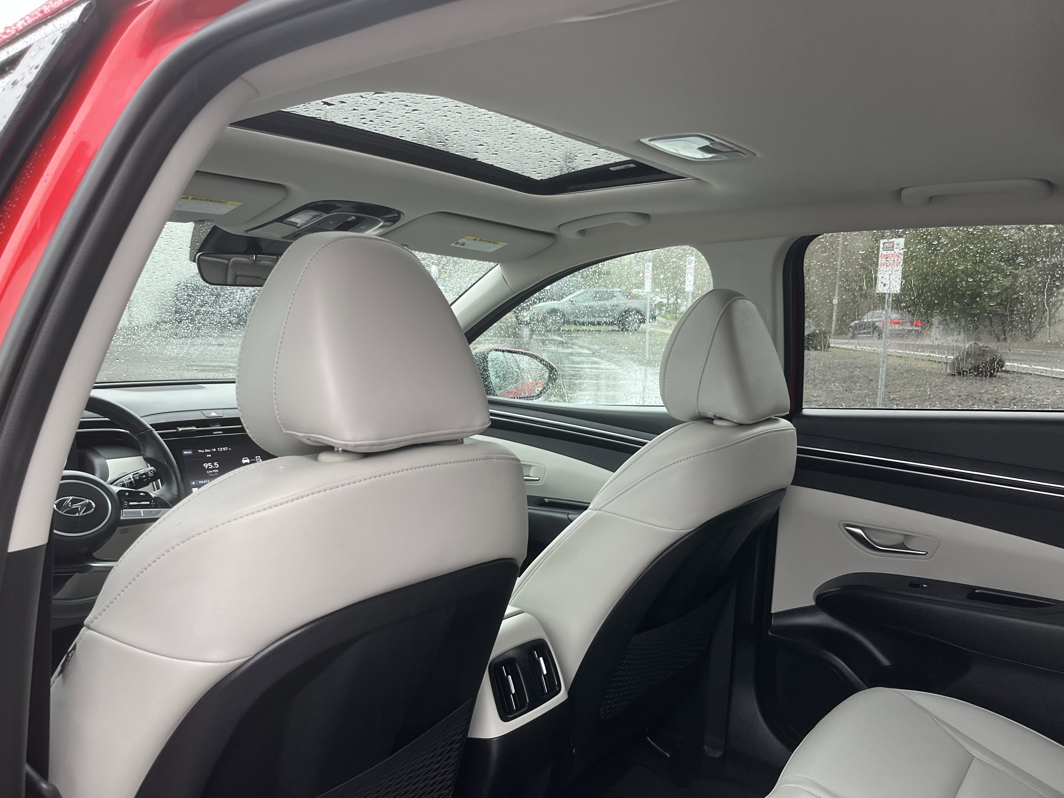 Certified 2023 Hyundai Tucson SEL w/ Convenience Package image 15