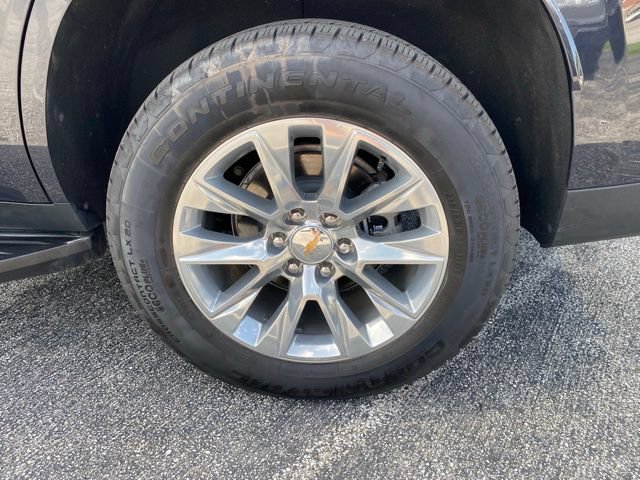 Used 2025 Chevrolet Tahoe Premier AWD/4WD image 10