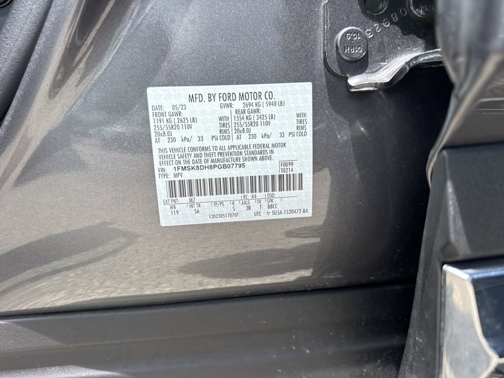 Used 2023 Ford Explorer XLT w/ Equipment Group 202A AWD/4WD image 14