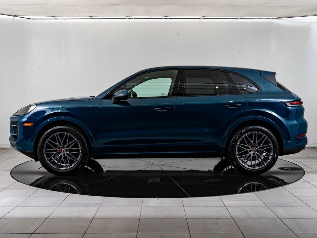 New 2026 Porsche Cayenne image 2