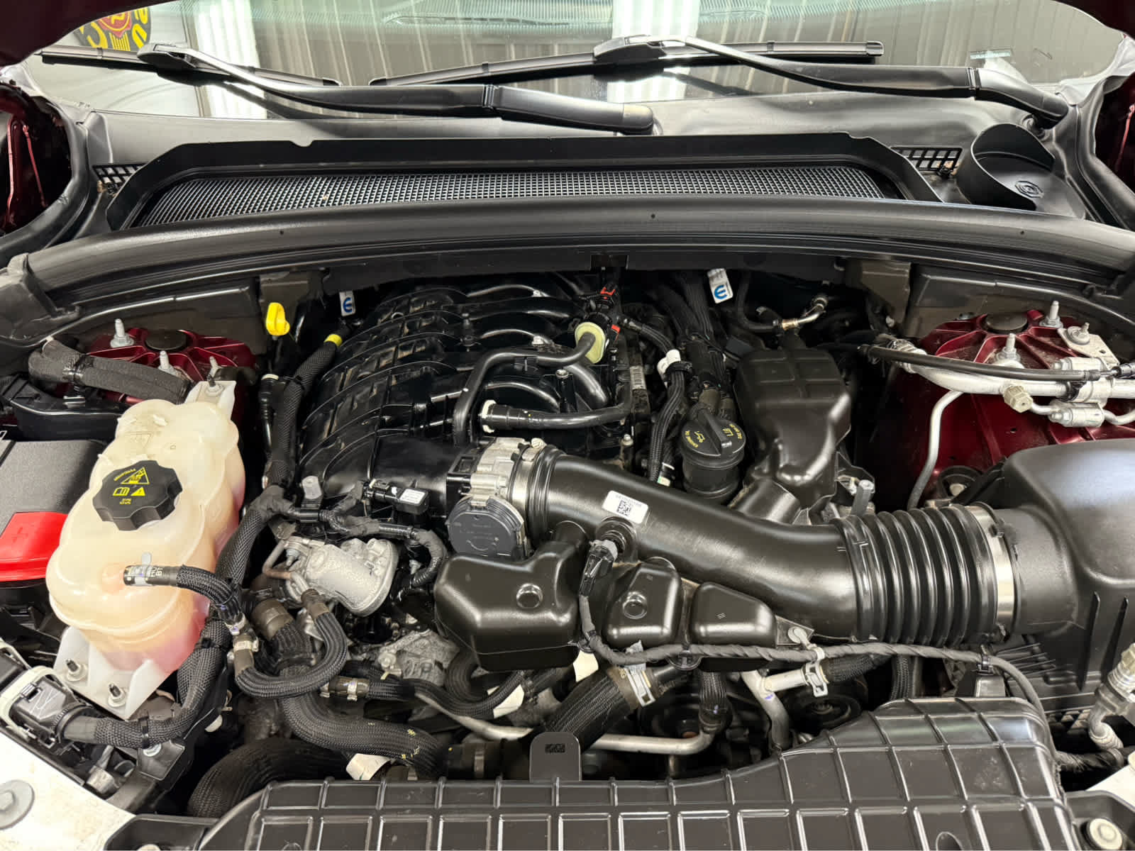Used 2023 Jeep Grand Cherokee L Laredo AWD/4WD image 41