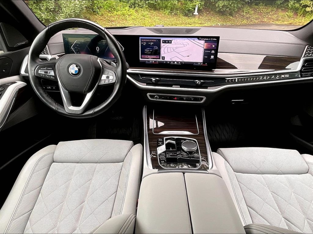 Used 2024 BMW X5 xDrive40i w/ Premium Package AWD/4WD image 21