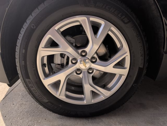 Used 2021 Chevrolet Equinox Premier AWD/4WD image 24