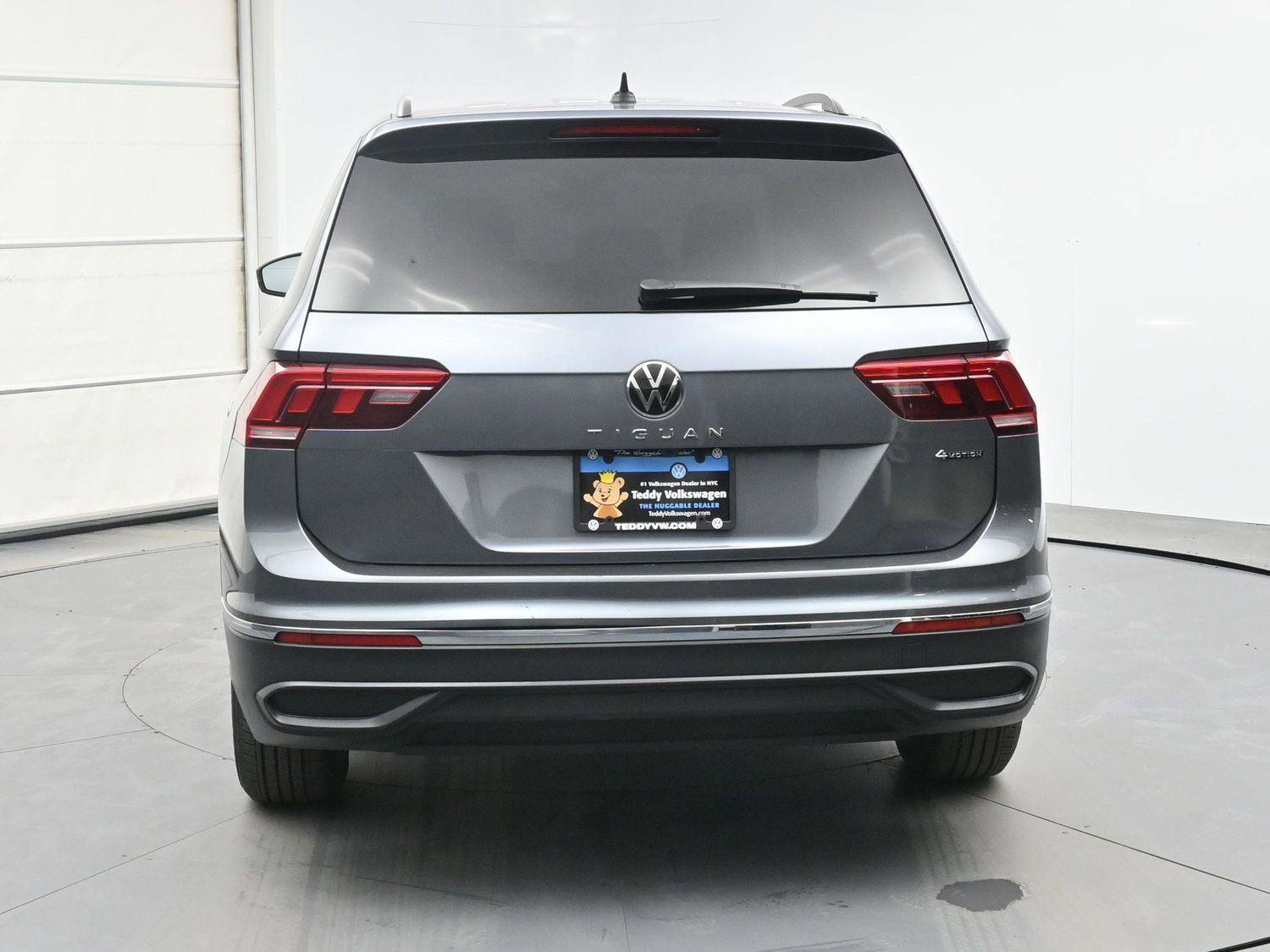 Used 2024 Volkswagen Tiguan S image 23