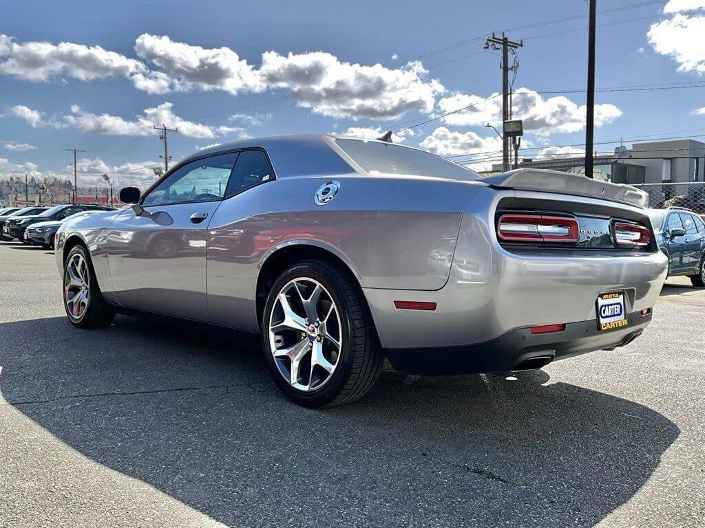 Used 2015 Dodge Challenger SXT Plus image 6