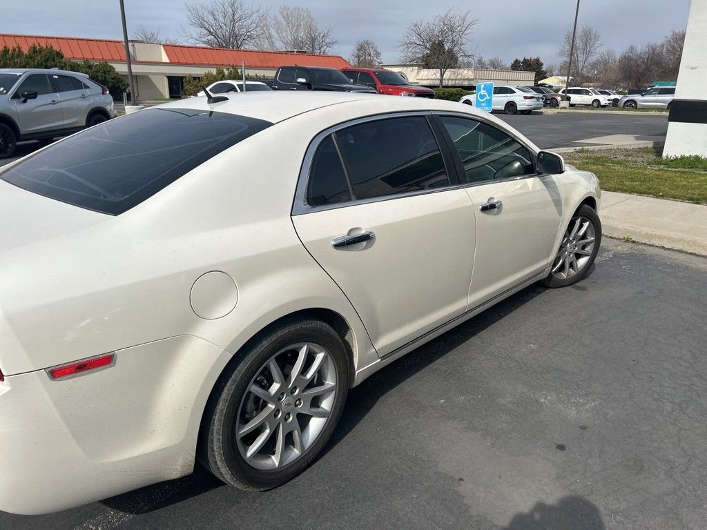 Used 2011 Chevrolet Malibu LTZ FWD image 10