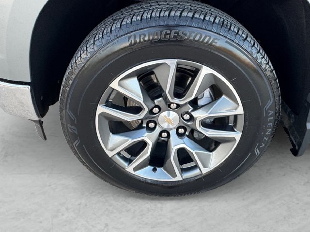 Used 2024 Chevrolet Silverado 1500 LT RWD image 23