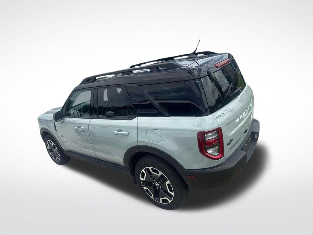 Used 2024 Ford Bronco Sport Outer Banks w/ Tech Package AWD/4WD image 9