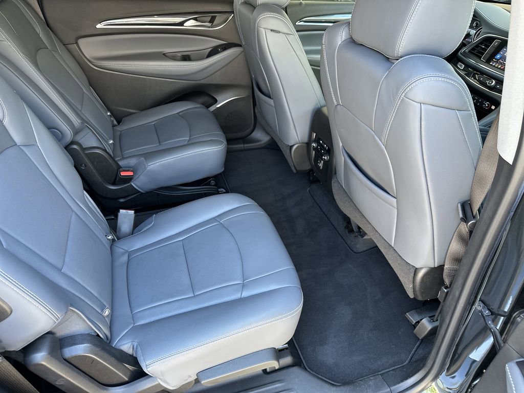 Used 2021 Buick Enclave Essence FWD image 33