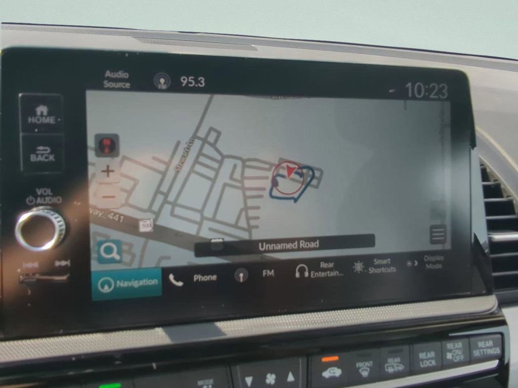 New 2026 Honda Odyssey Touring image 22