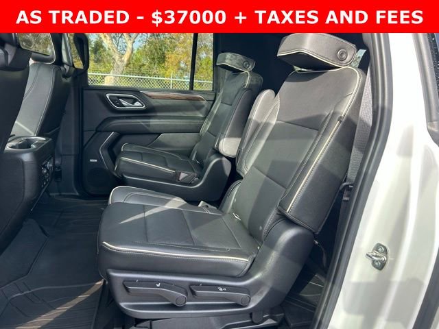 Used 2021 Chevrolet Suburban Premier w/ Premium Package image 15