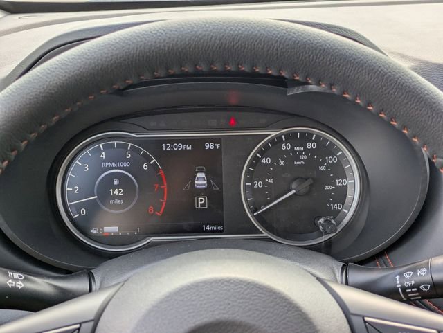 New 2025 Nissan Versa SR w/ Trunk Package image 19