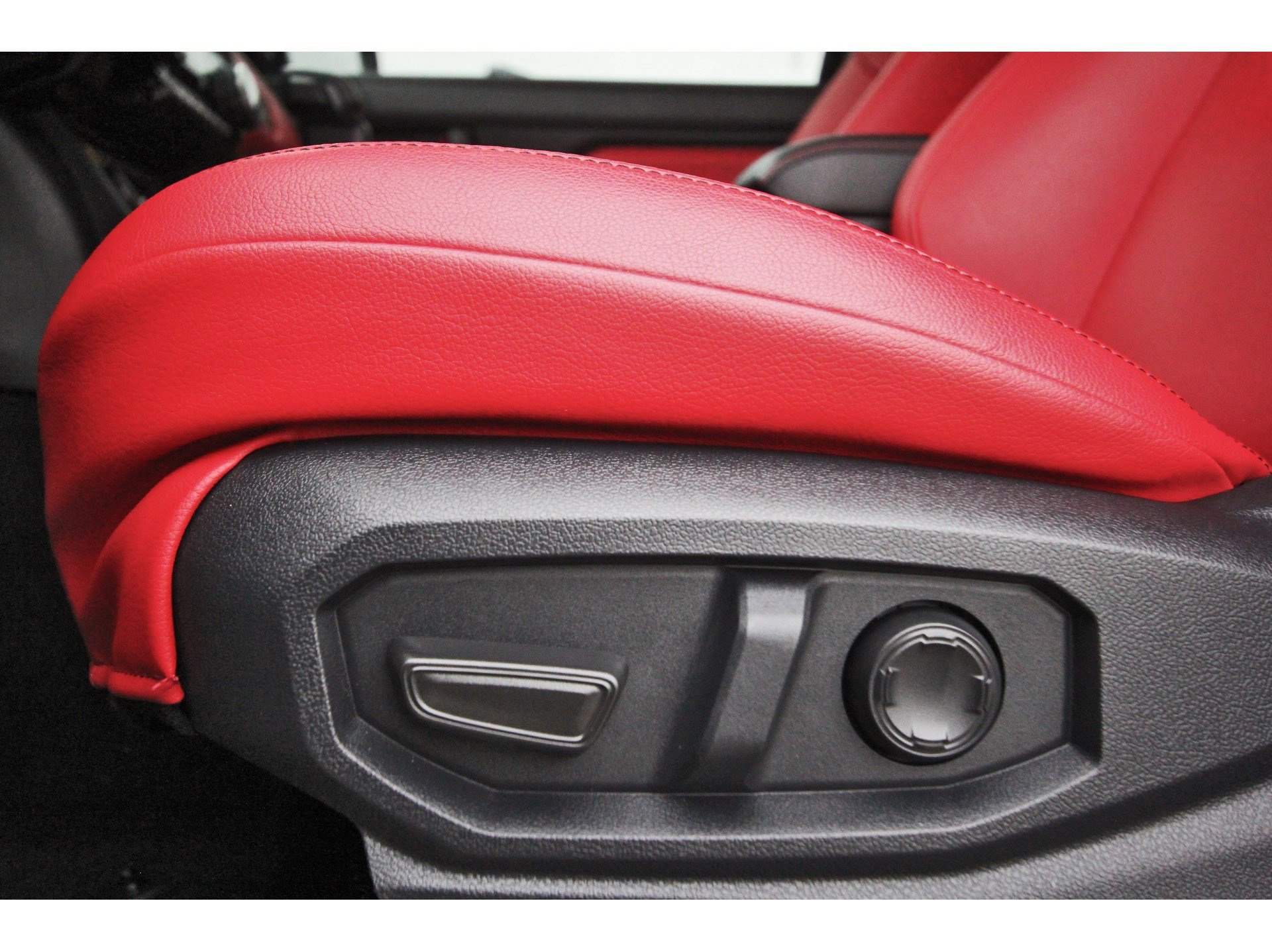 Used 2024 Toyota Tacoma TRD Pro AWD/4WD image 29