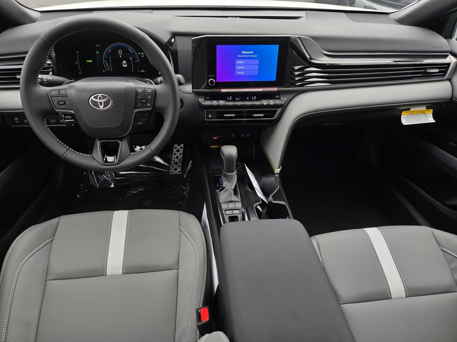 Used 2026 Toyota Camry SE w/ Convenience Package FWD image 13