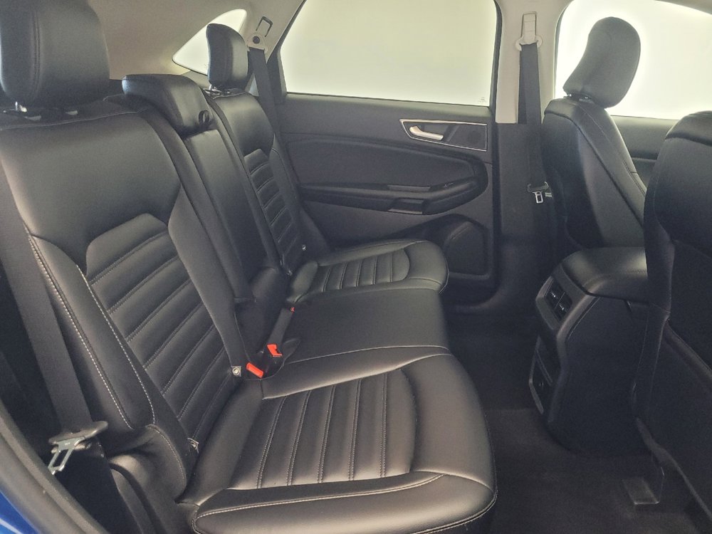 Used 2023 Ford Edge SEL image 19