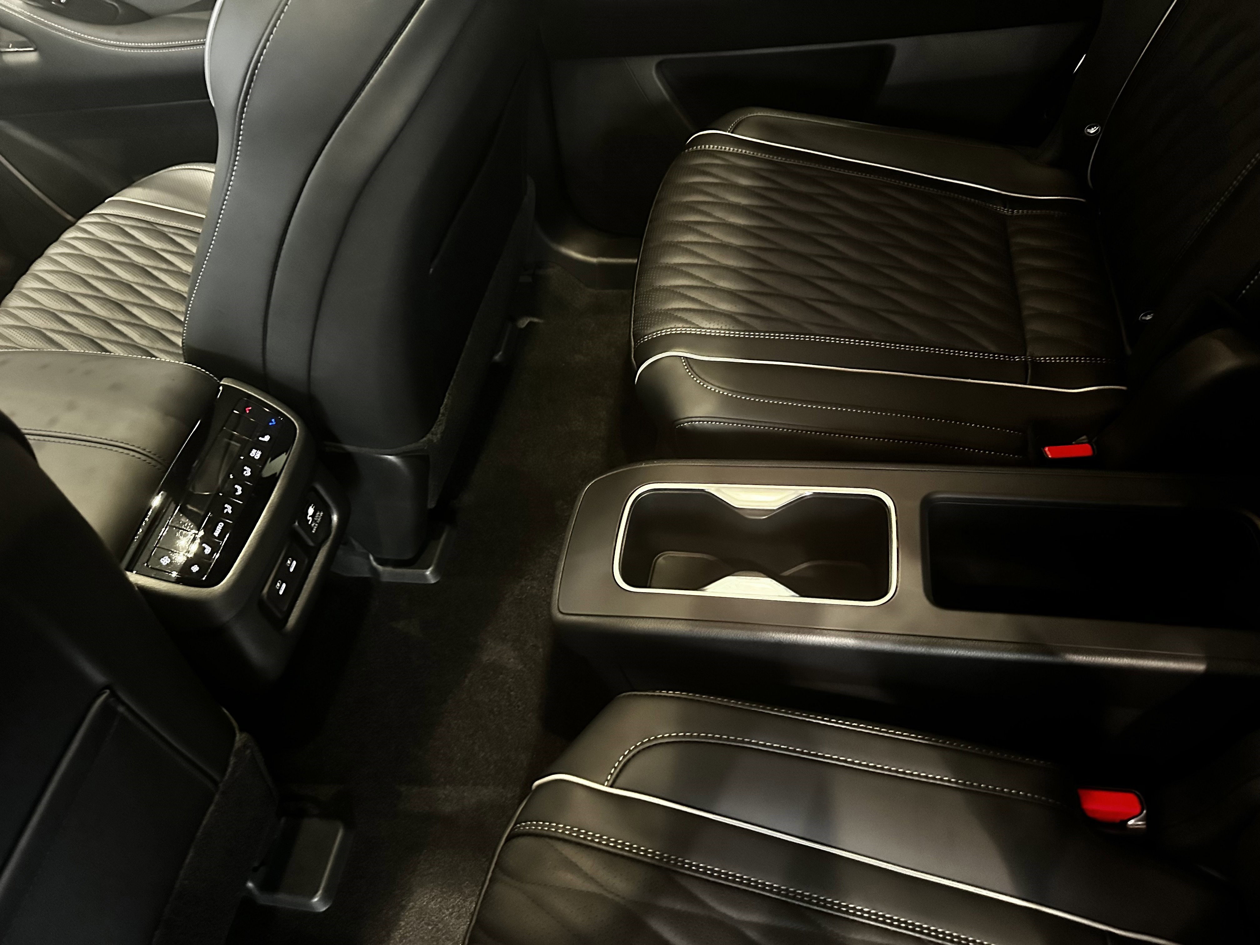 New 2026 INFINITI QX60 Autograph w/ Dark Cargo Package image 10