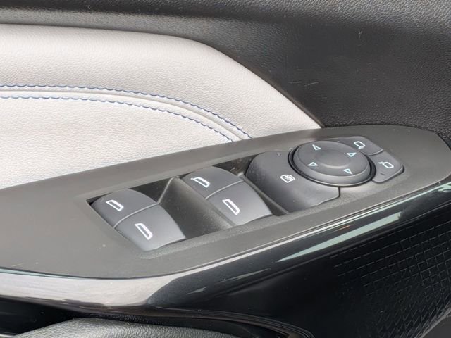 Used 2025 Chevrolet Trax LT w/ LT Convenience Package image 15