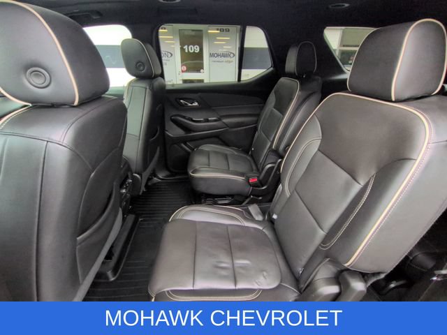 Used 2024 Chevrolet Traverse Premier w/ Redline Edition AWD/4WD image 26